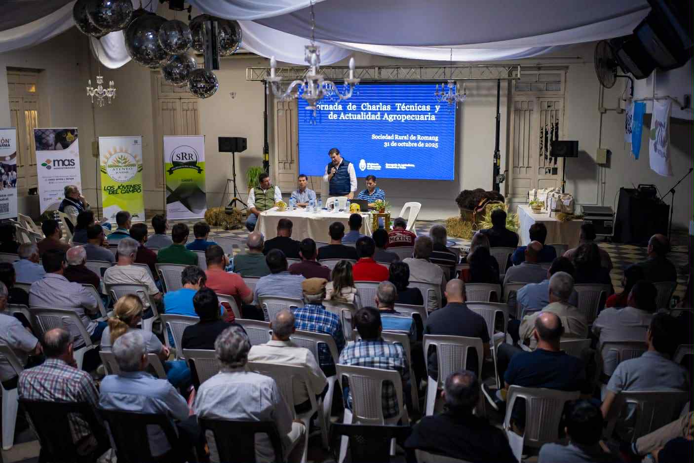 Jornada técnica y de actualidad agropecuaria en Romang