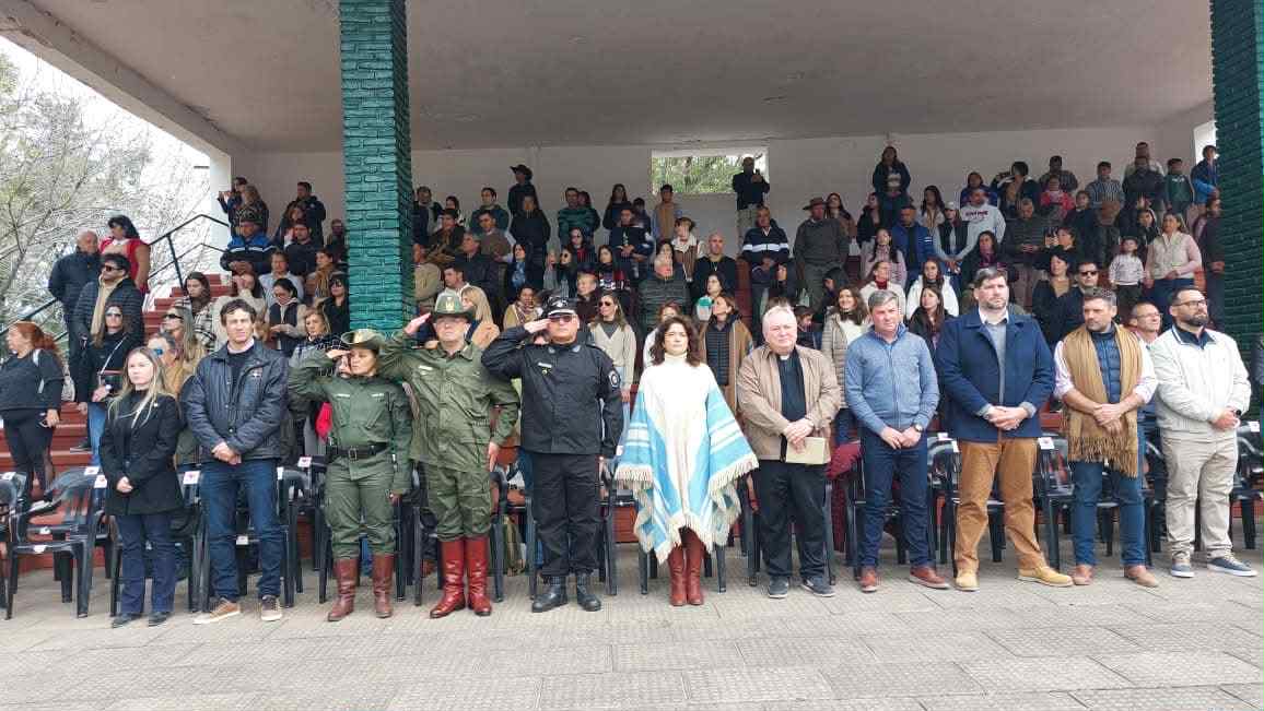 Exposición y aniversario en la Rural de Vera